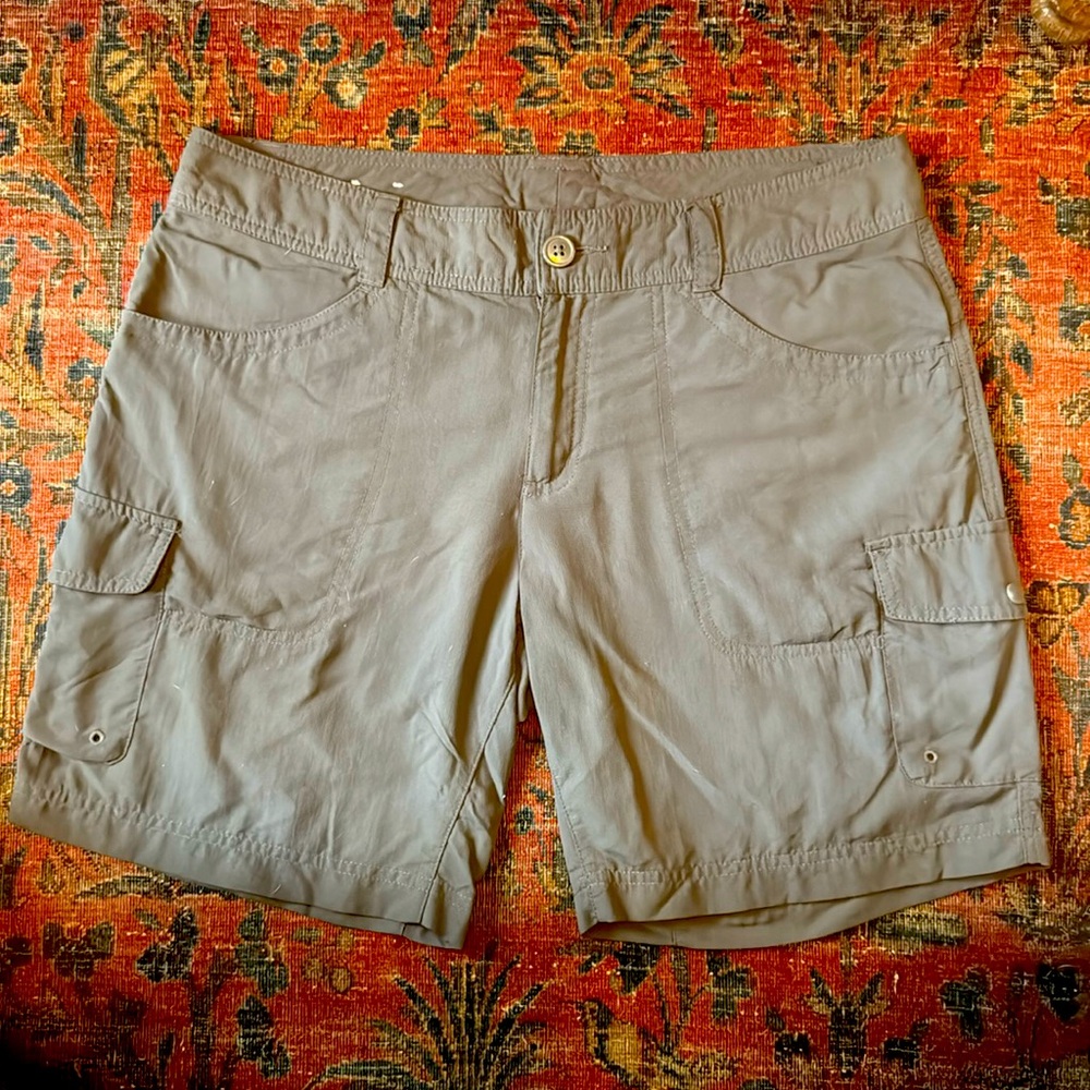 Columbia hiking shorts